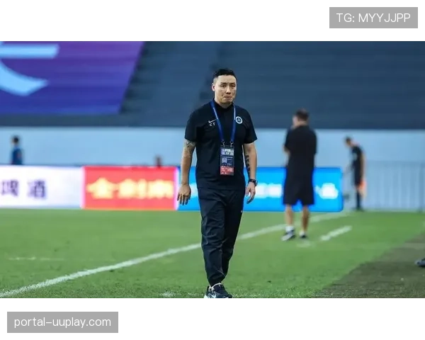 深圳新鹏城主场5-2大胜武汉三镇,掀起进攻潮 深圳新鹏城主场5-2大胜武汉三镇,掀起进攻潮